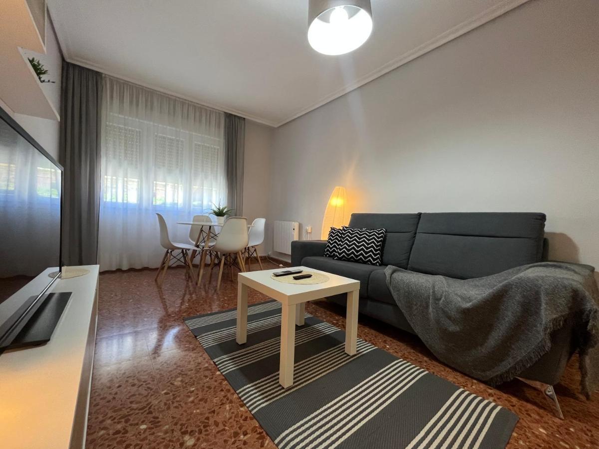 Apartamento Albelda Plaza Albelda De Iregua Exterior foto